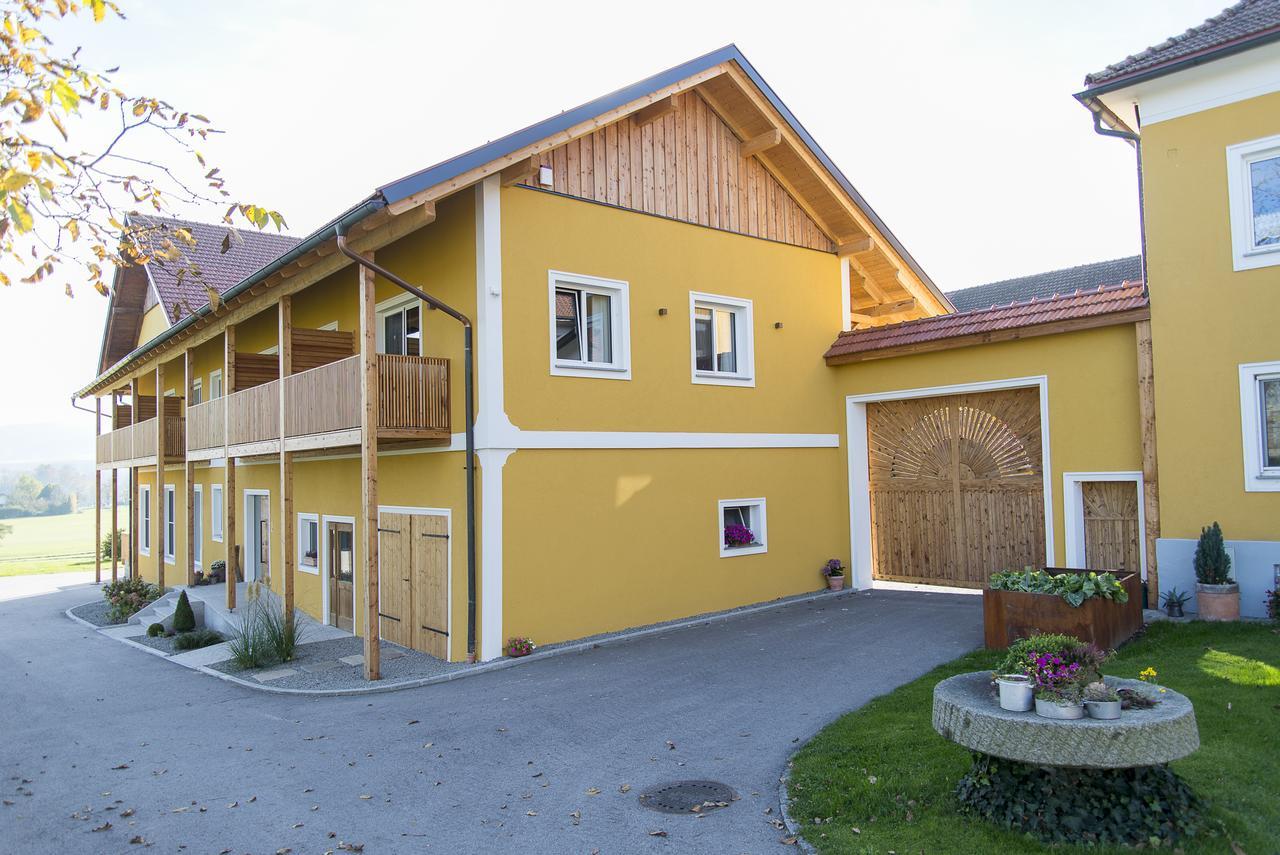 Oelerhof Hotel Haag am Hausruck Exterior photo